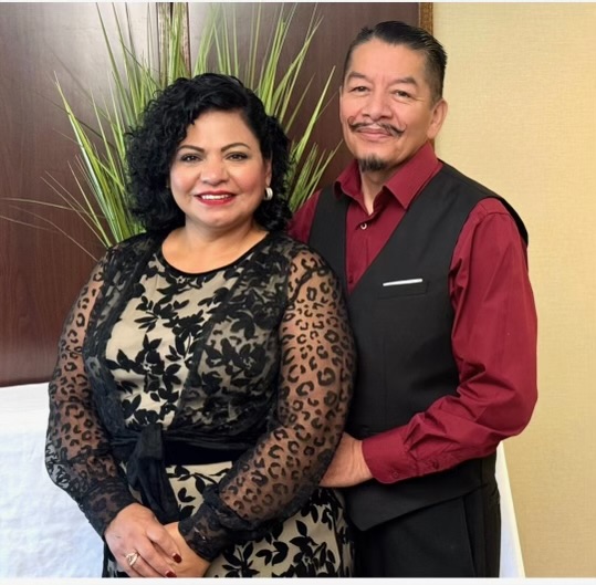 Pastores Jaime y Yanira Camacho